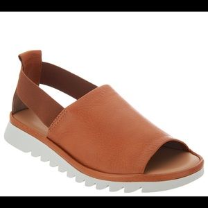 THE FLEXX • Leather Peep Toe Sandals - Shoreline